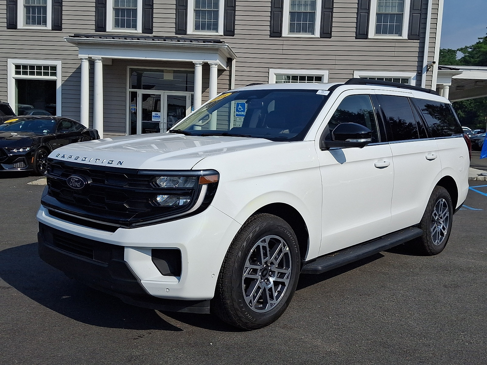 Certified 2025 Ford Expedition Active