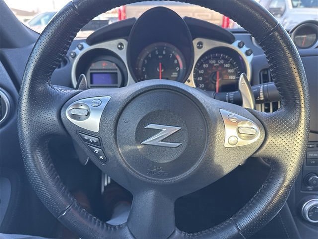 Used 2019 Nissan 370Z Roadster image 12