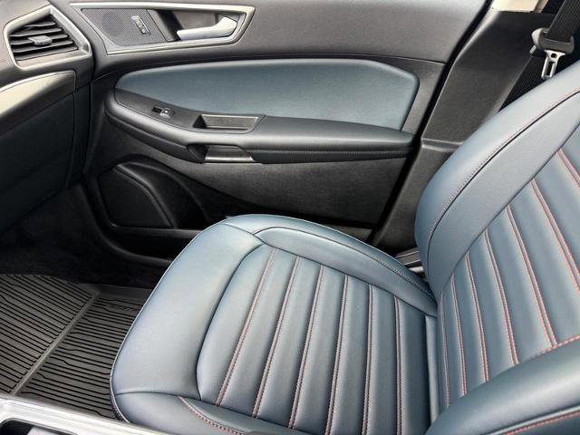 Certified 2024 Ford Edge SEL w/ Sport Appearance Package image 21