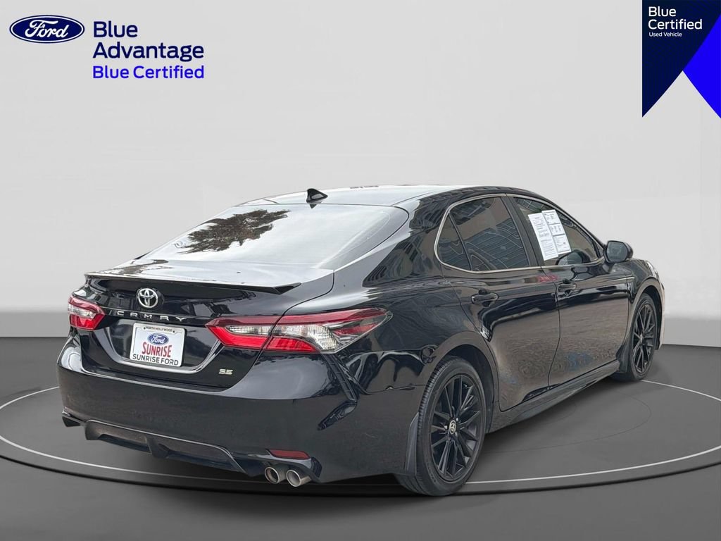 Used 2023 Toyota Camry SE FWD image 5