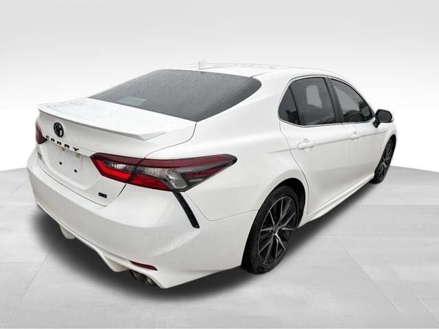 Used 2023 Toyota Camry SE w/ Convenience Package image 4
