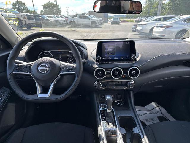 Used 2025 Nissan Sentra SV FWD image 19