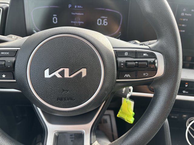 Used 2023 Kia Sportage LX image 28