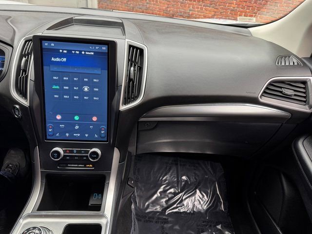 Certified 2022 Ford Edge SEL image 18
