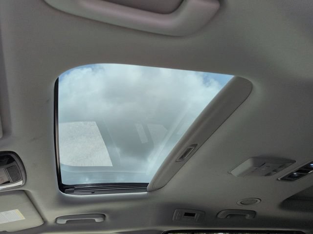 Used 2024 Kia Carnival SX Prestige FWD image 26
