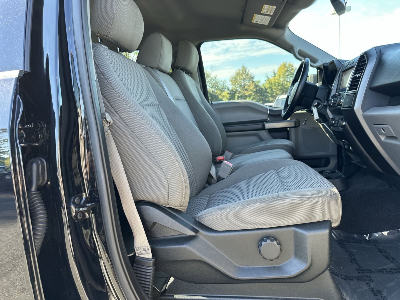 Certified 2019 Ford F150 XLT w/ Equipment Group 301A Mid AWD/4WD image 27
