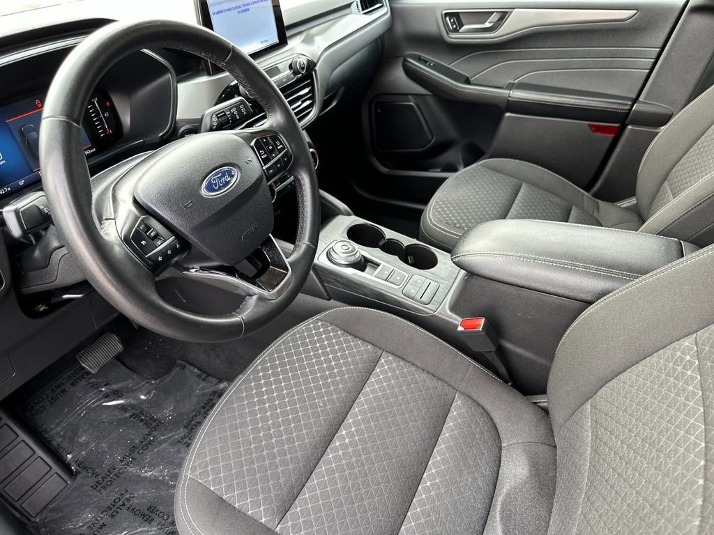 Certified 2023 Ford Escape Active image 9