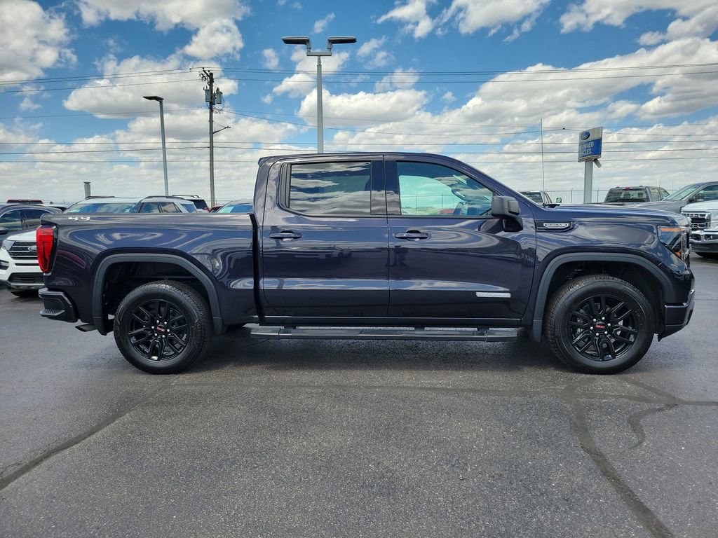 Used 2024 GMC Sierra 1500 Elevation w/ LPO, Elevation Black Package AWD/4WD image 3