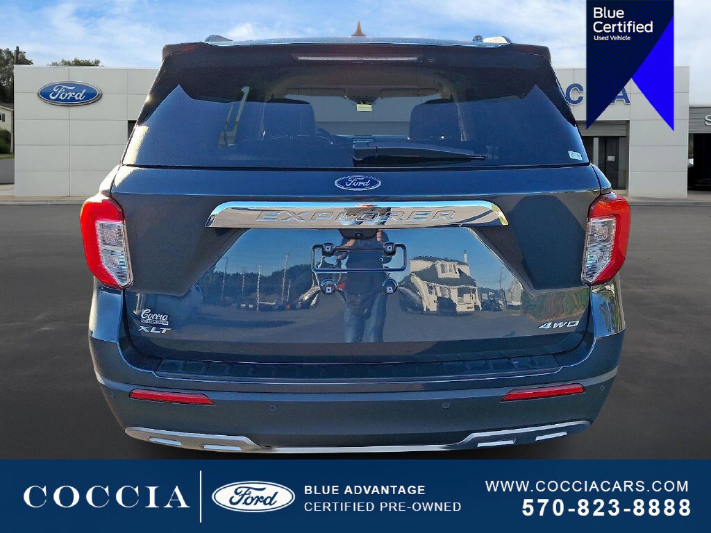 Certified 2023 Ford Explorer XLT w/ Equipment Group 202A AWD/4WD image 4
