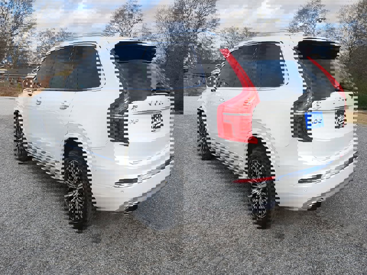 Used 2020 Volvo XC90 T6 Inscription image 2