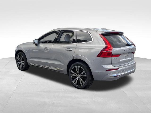 Used 2023 Volvo XC60 B5 Plus w/ Climate Package image 3