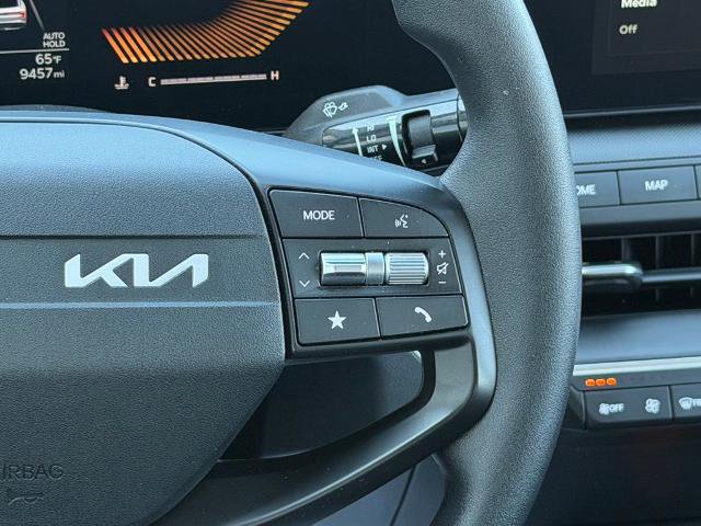 Used 2025 Kia K4 FWD image 17