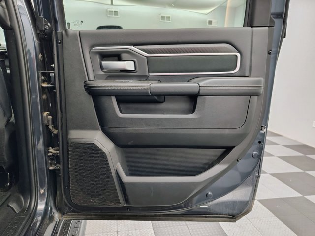 Used 2025 RAM 2500 Big Horn AWD/4WD image 16