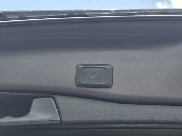 Used 2021 Toyota RAV4 XSE AWD/4WD image 31