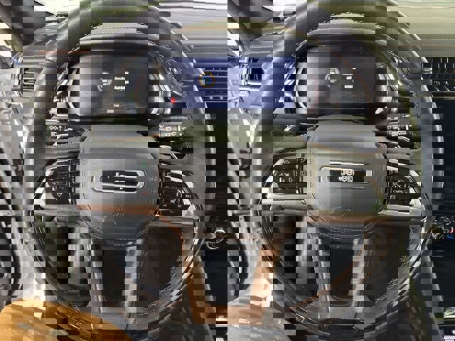 Used 2023 Jeep Grand Cherokee L Summit w/ Advanced Protech Group IV image 11