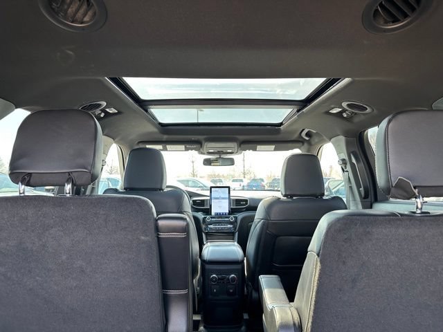 Certified 2023 Ford Explorer ST w/ Technology Package AWD/4WD image 11