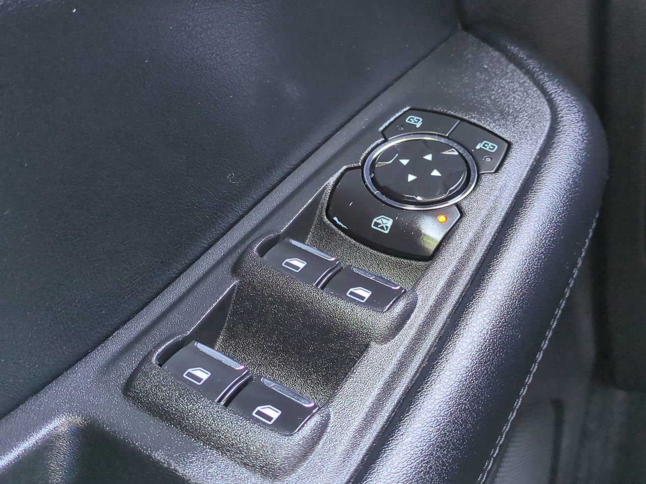 Certified 2022 Ford Edge SEL image 23