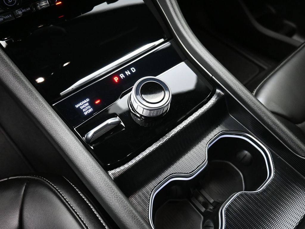 Used 2024 Jeep Grand Cherokee L Limited w/ Black Appearance Package image 30