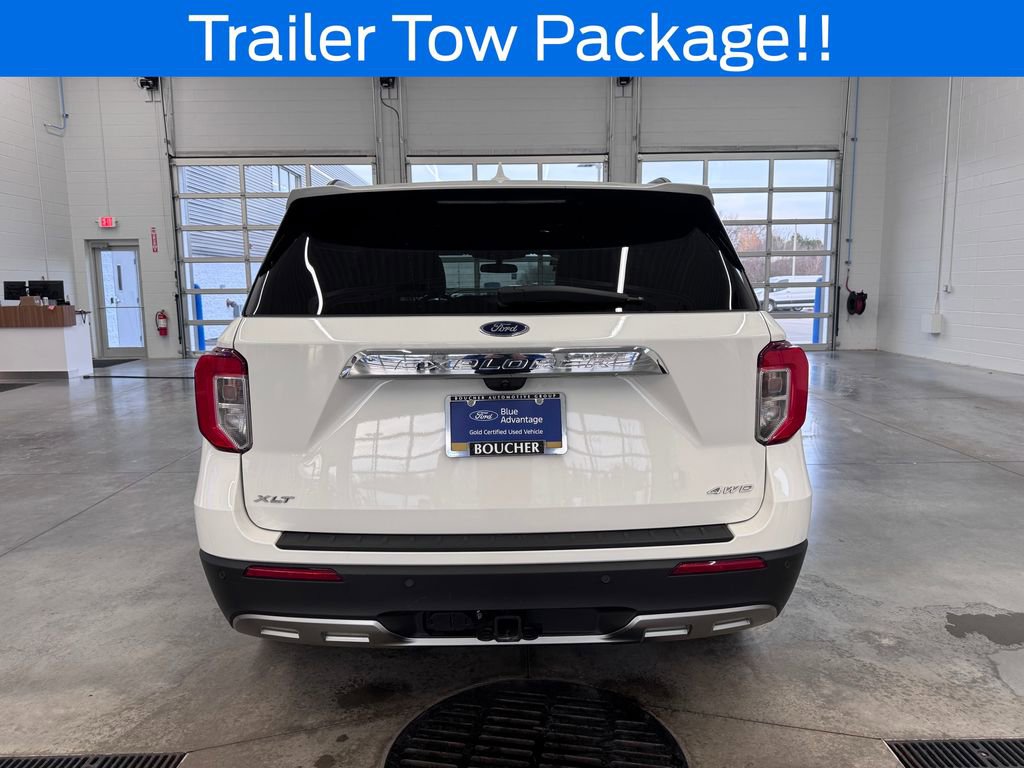 Certified 2023 Ford Explorer XLT w/ Equipment Group 202A AWD/4WD image 4