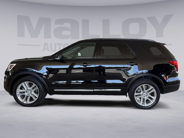 Certified 2017 Ford Explorer XLT w/ Equipment Group 201A AWD/4WD image 2
