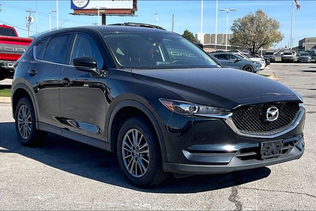 Used 2017 MAZDA CX-5 Touring image 2