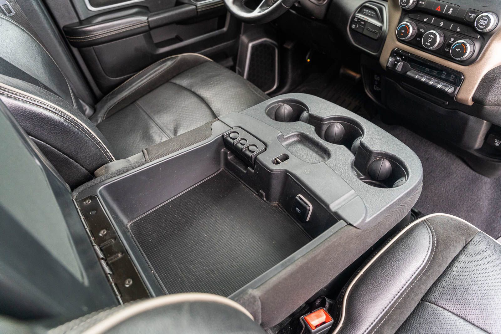 Used 2020 RAM 2500 Laramie image 15