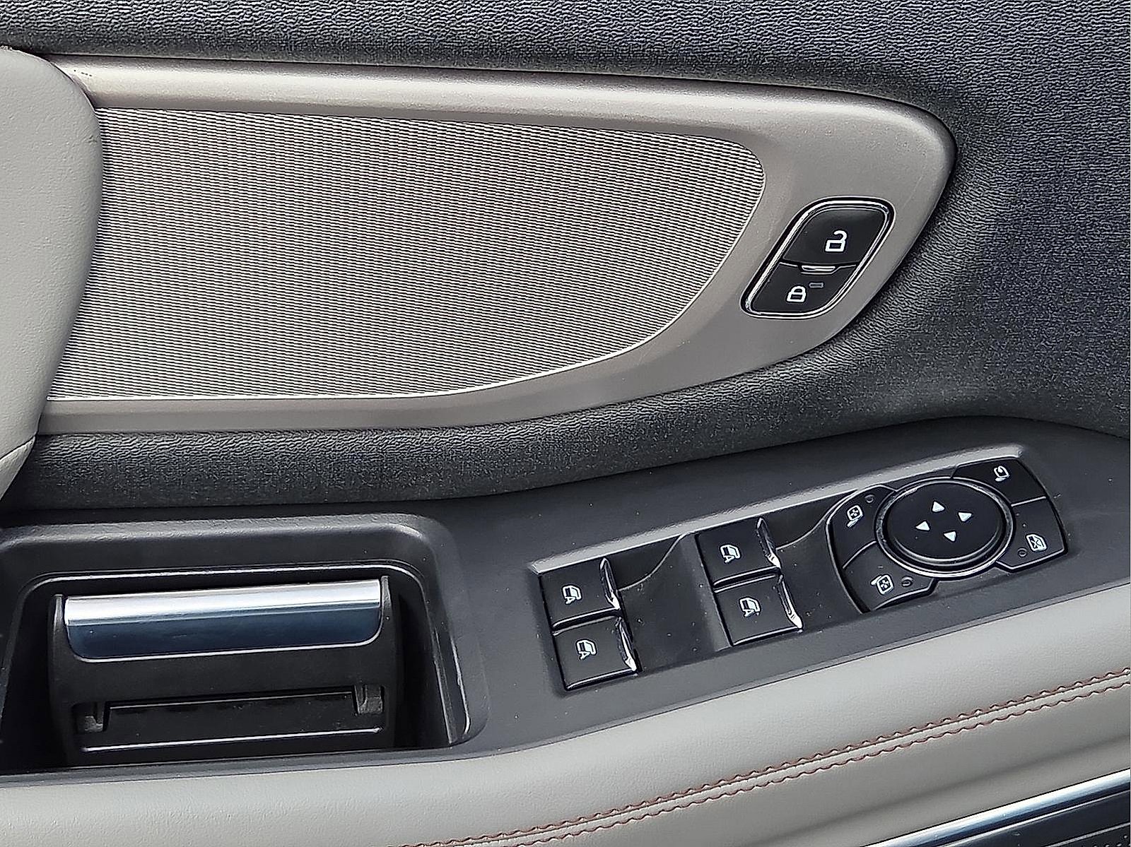 Certified 2025 Ford Expedition Active image 14