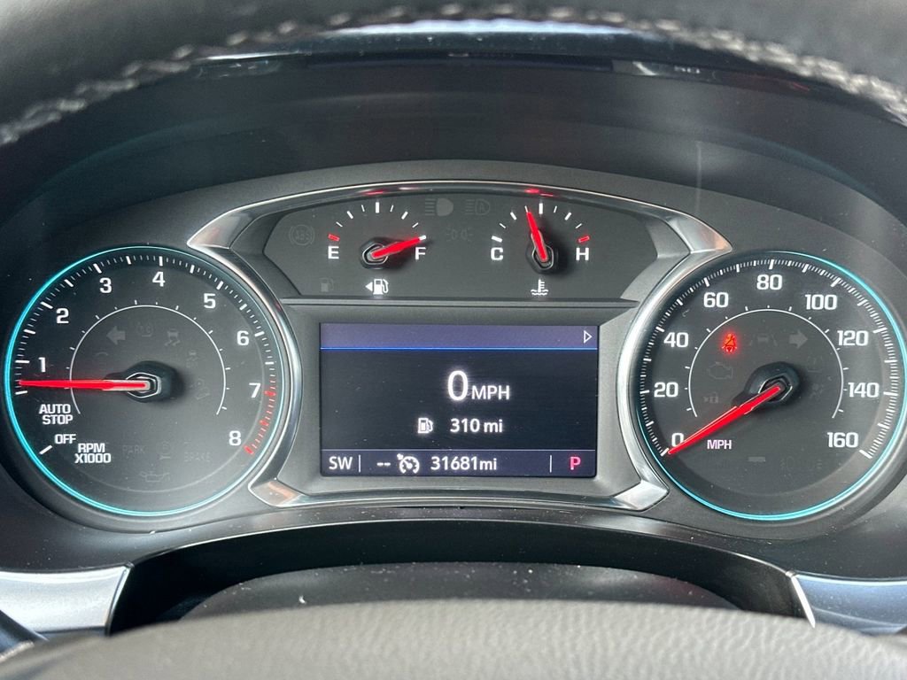 Used 2023 Chevrolet Traverse LT image 24