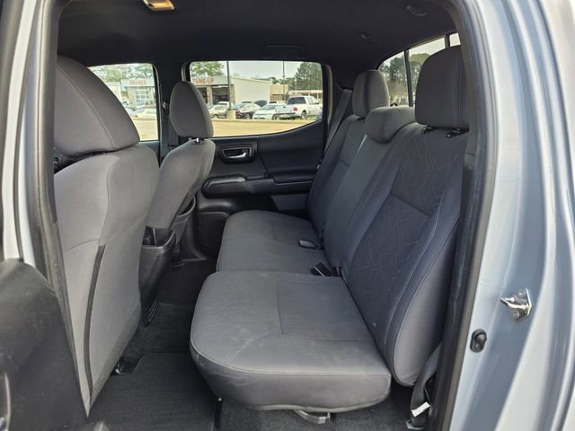 Used 2019 Toyota Tacoma TRD Off-Road w/ Technology Package image 13