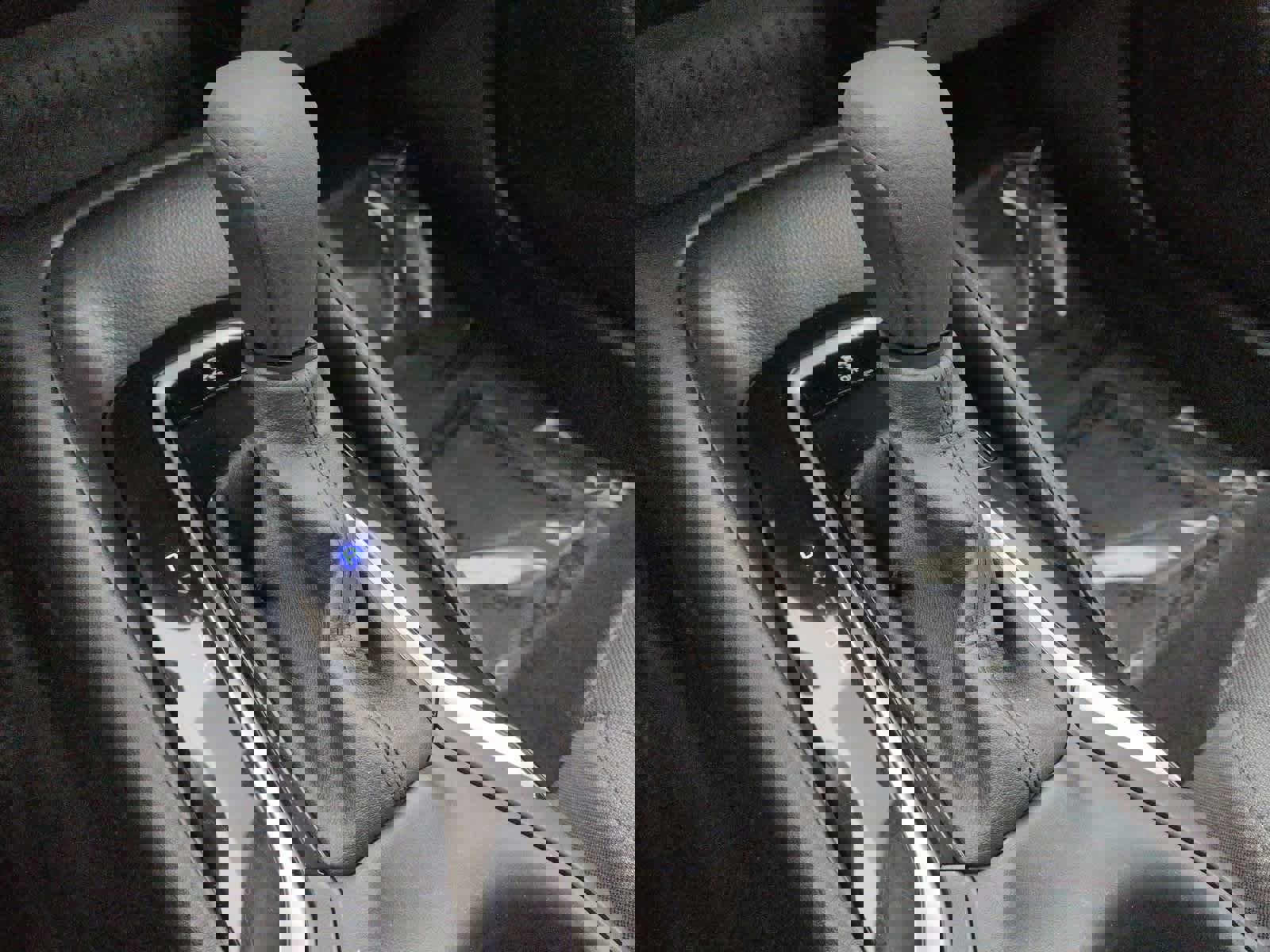 Used 2023 Toyota Corolla LE image 33