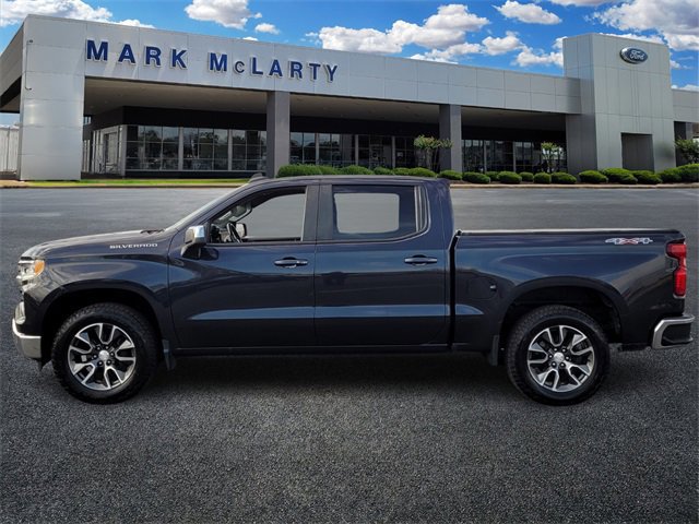 Used 2022 Chevrolet Silverado 1500 LT image 2