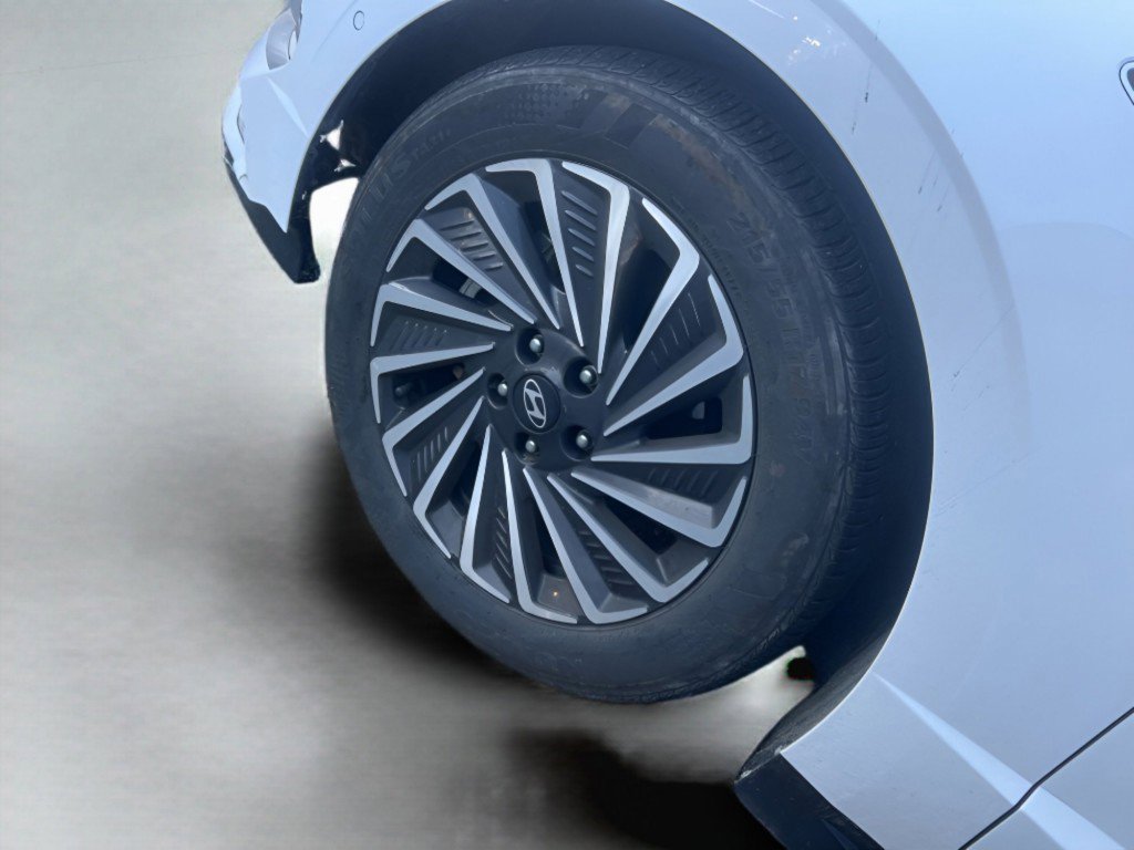 Used 2024 Hyundai Sonata Limited image 26