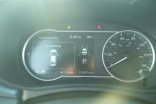 Used 2025 Nissan Versa SV FWD image 28