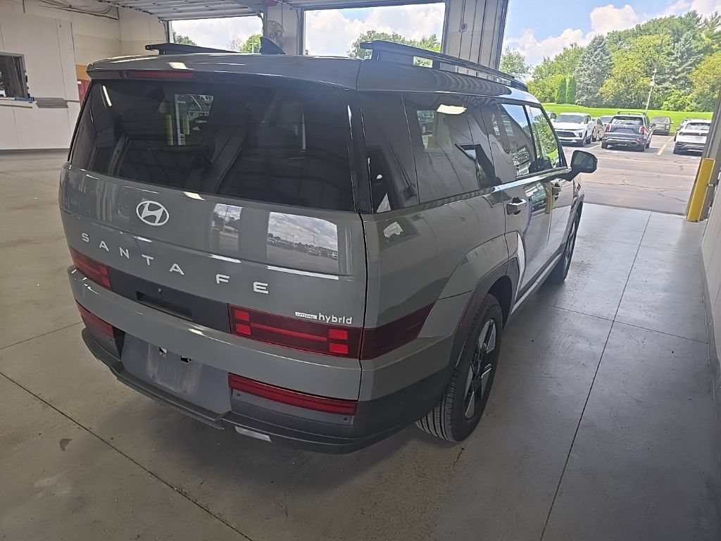 Used 2025 Hyundai Santa Fe SEL AWD/4WD image 4