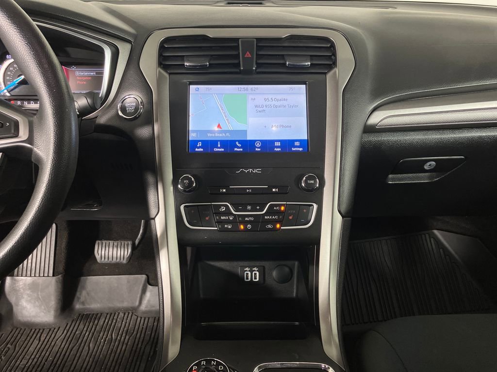Certified 2020 Ford Fusion SE image 23
