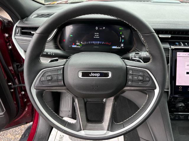 Used 2024 Jeep Grand Cherokee Limited 4xe w/ Luxury Tech Group II image 18