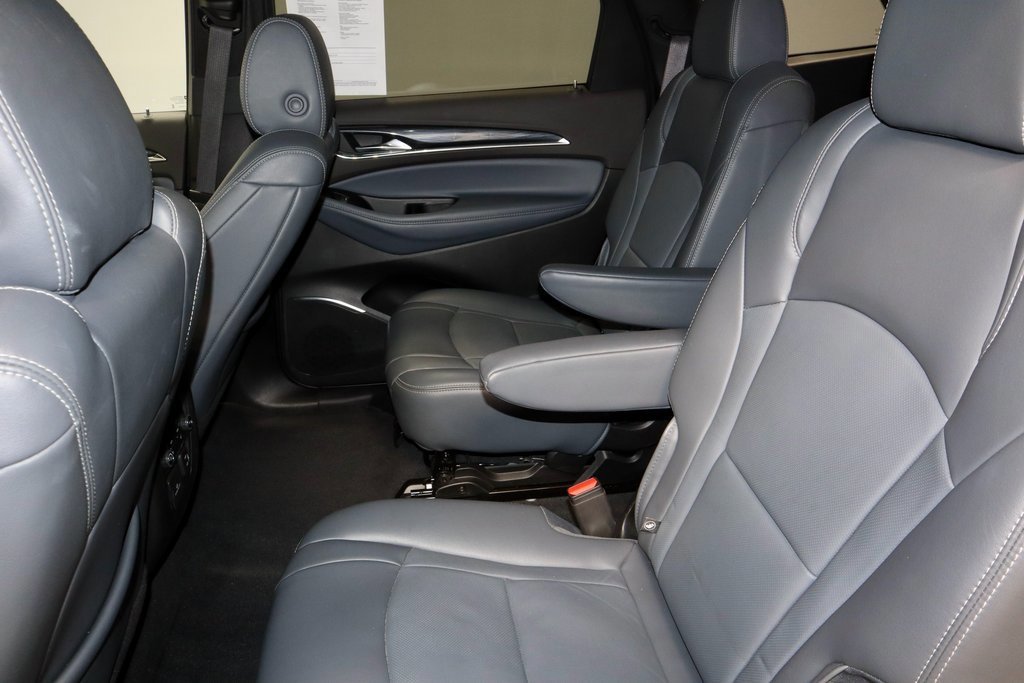 Used 2024 Buick Enclave Premium image 24