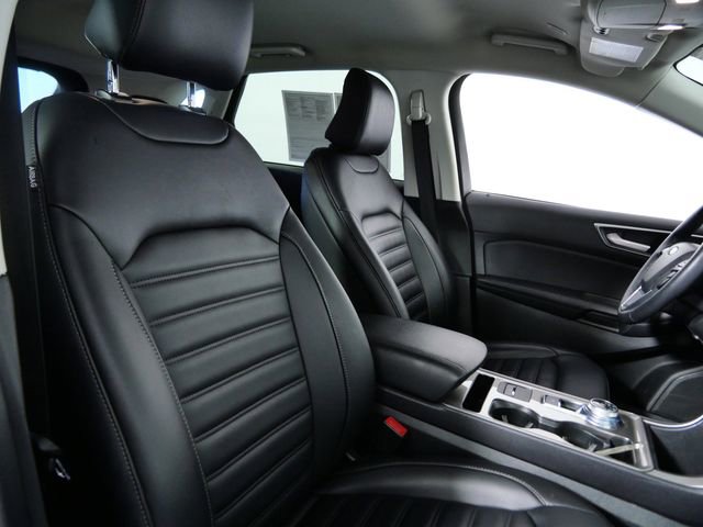 Certified 2024 Ford Edge SEL w/ Convenience Package AWD/4WD image 12