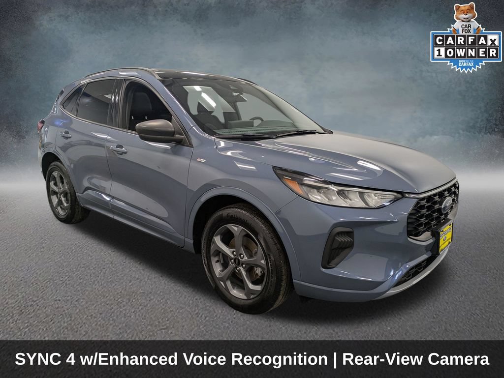 Certified 2023 Ford Escape ST-Line w/ Tech Pack #1 AWD/4WD image 3