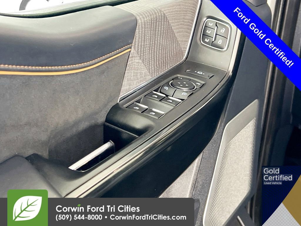 Certified 2023 Ford F350 Platinum AWD/4WD image 15