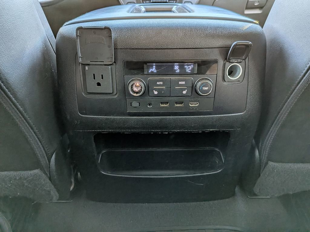 Used 2020 GMC Yukon XL Denali w/ Open Road Package image 17