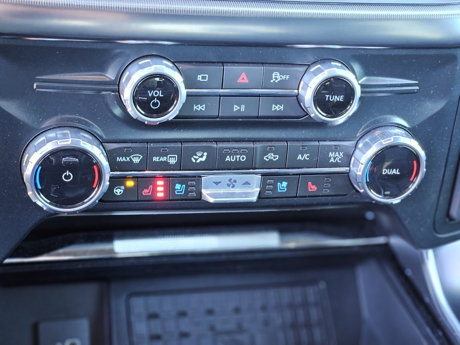 Certified 2025 Ford F150 Raptor image 23