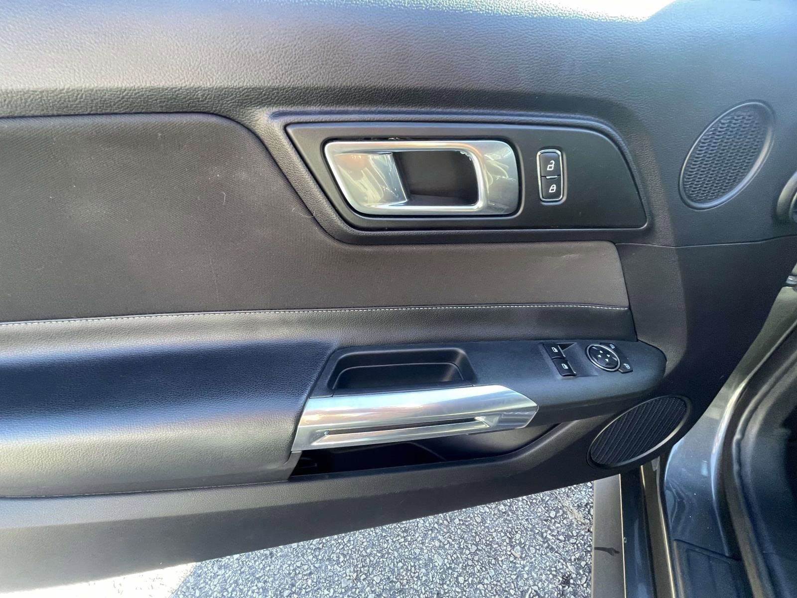 Certified 2019 Ford Mustang GT w/ Equipment Group 301A image 15