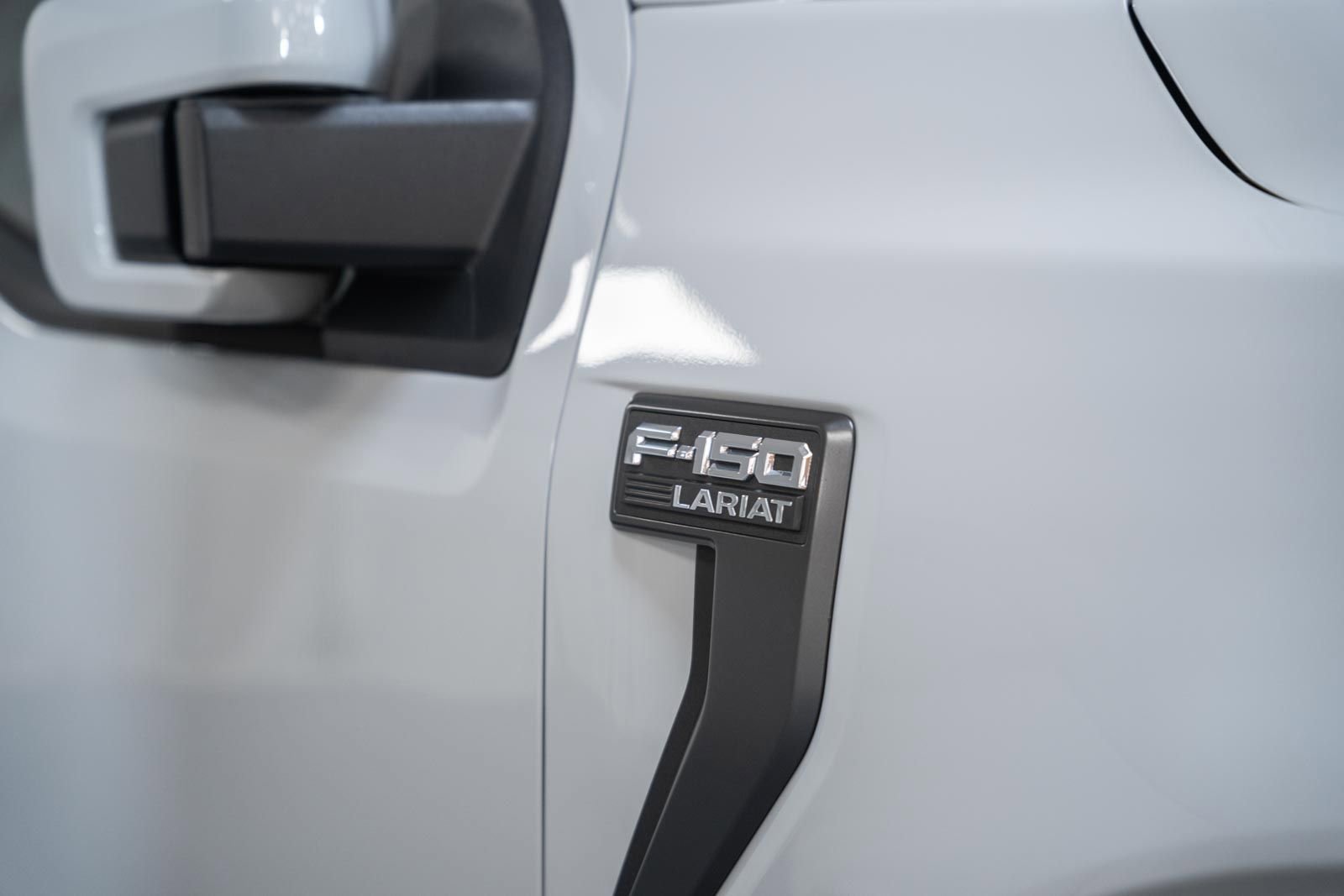 Certified 2023 Ford F150 Lariat w/ Equipment Group 502A High image 19