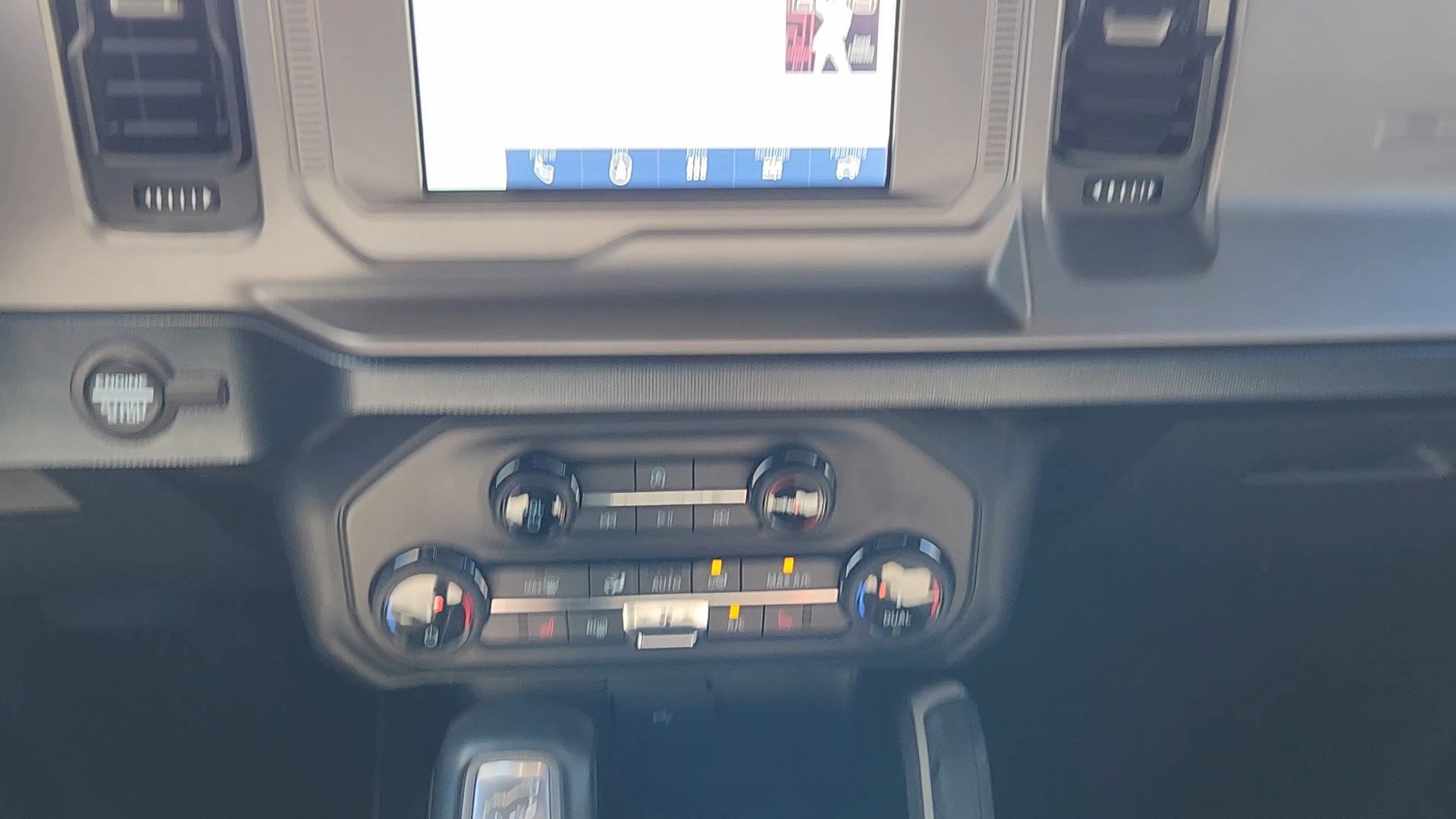 Certified 2022 Ford Bronco Outer Banks image 22