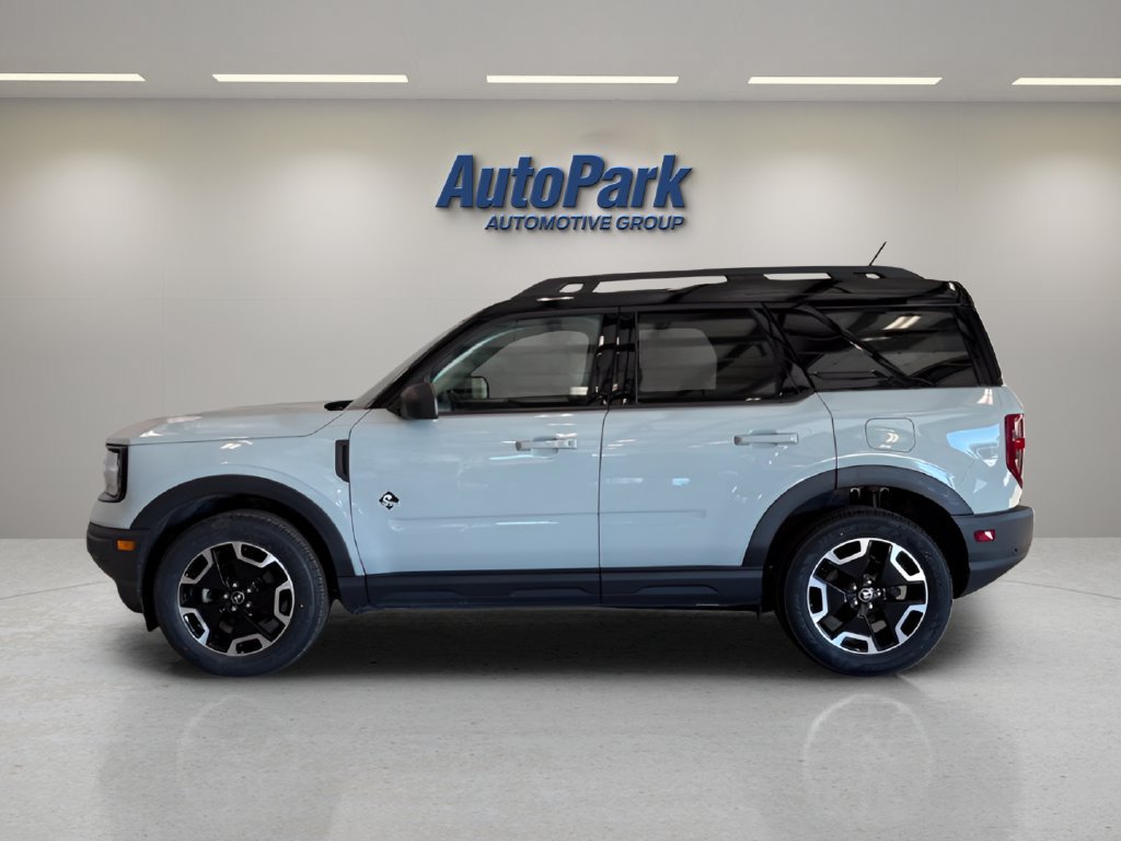Certified 2023 Ford Bronco Sport Outer Banks w/ Tech Package AWD/4WD image 4