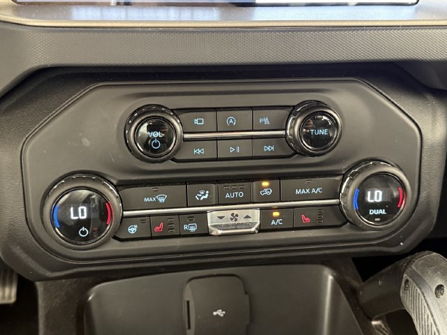 Certified 2024 Ford Bronco Raptor w/ Interior Carbon Fiber Pack 6 AWD/4WD image 7