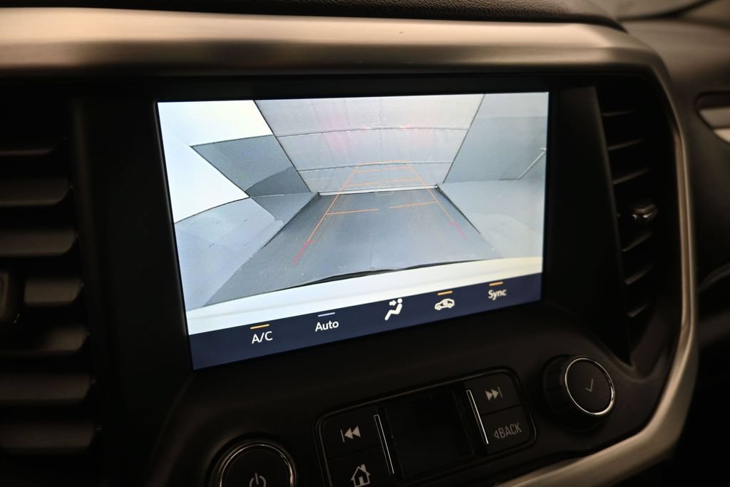 Used 2023 GMC Acadia SLT FWD image 16