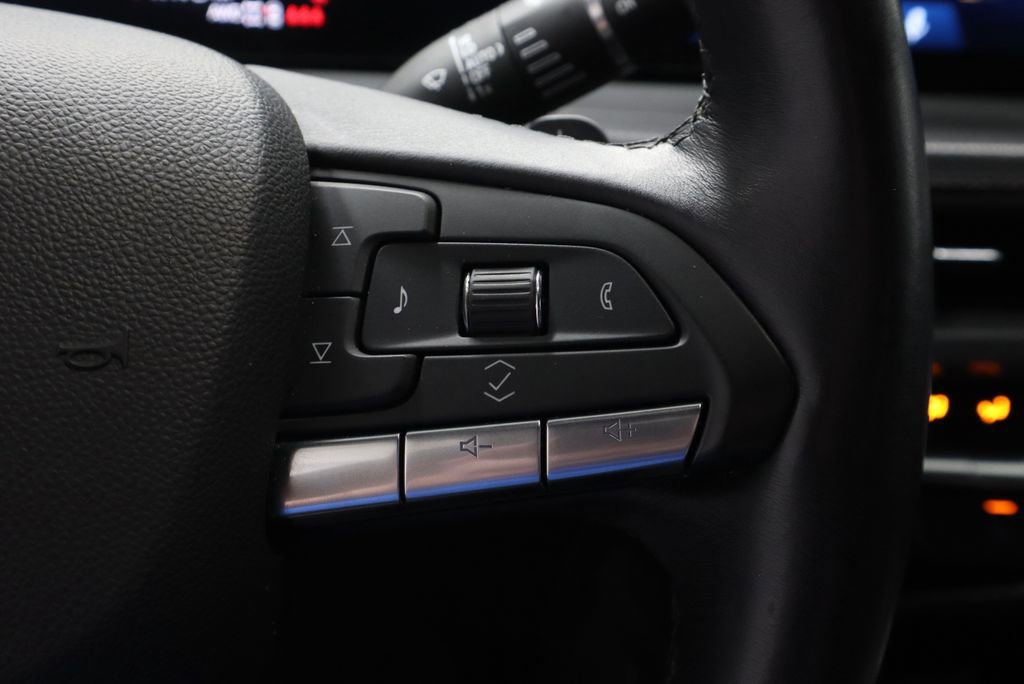 Used 2025 Cadillac XT4 Premium Luxury AWD/4WD image 30
