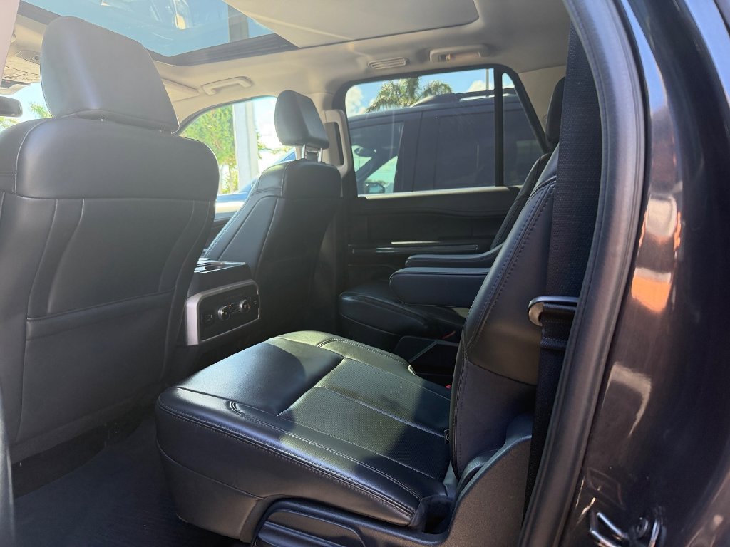 Certified 2023 Ford Expedition Max XLT RWD image 9